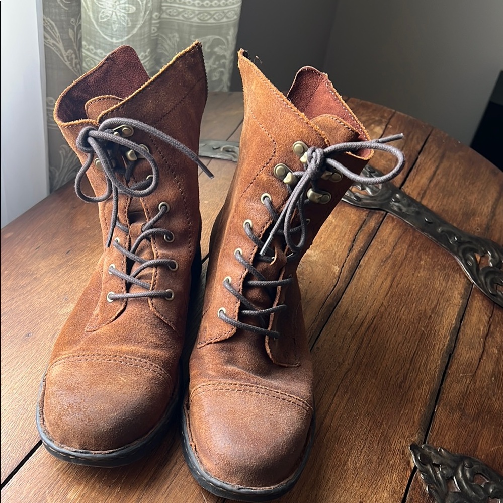 Born Women's Lace-Up Boots - Brown